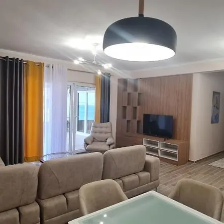 Henri Apartament Vl דירה